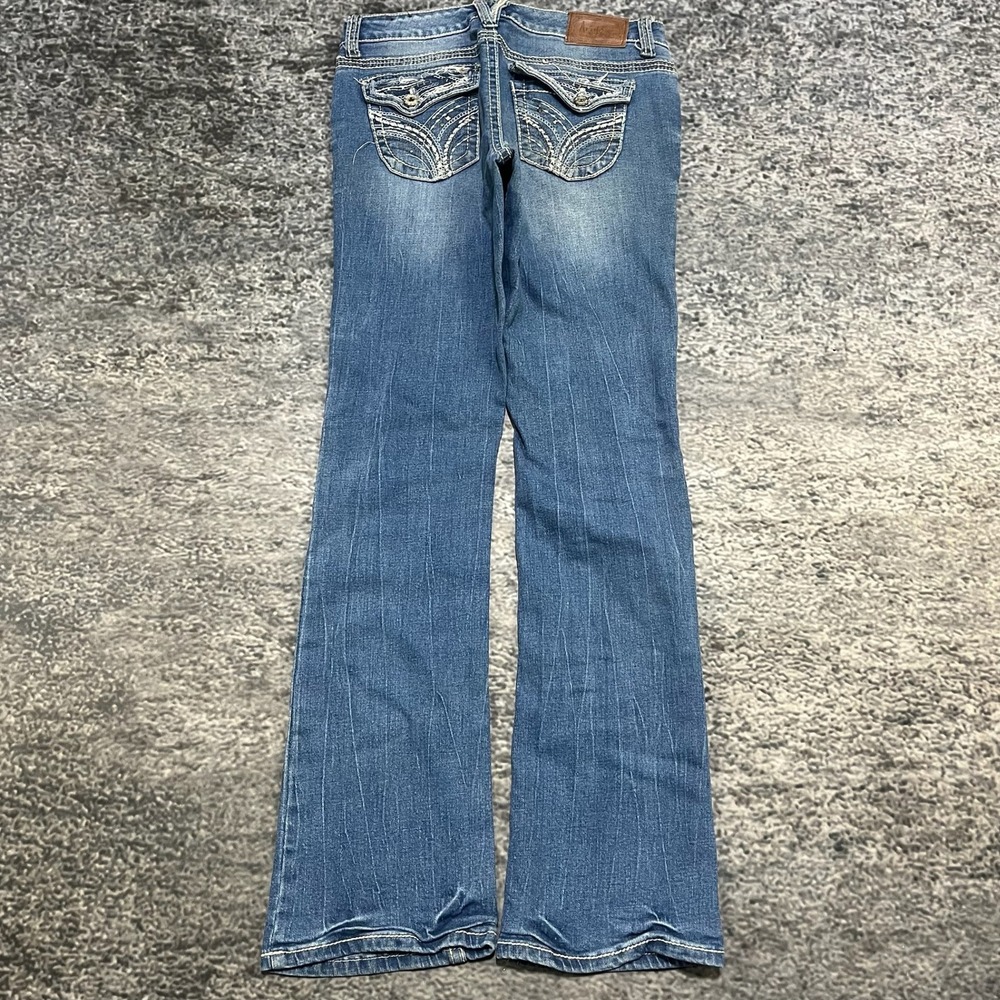 Ariya Bootcut Jeans Low Rise Womens 7 (29x32) Blue Embroidered Flap Pocket